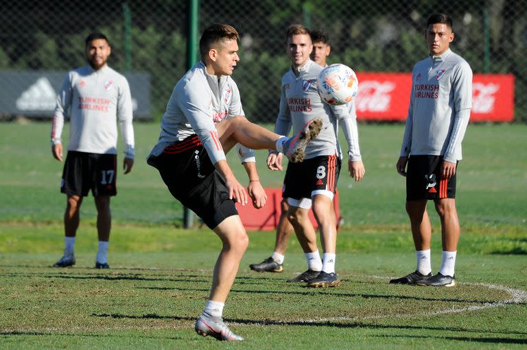 Borré, en la mira: ¿puede quedarse en River?