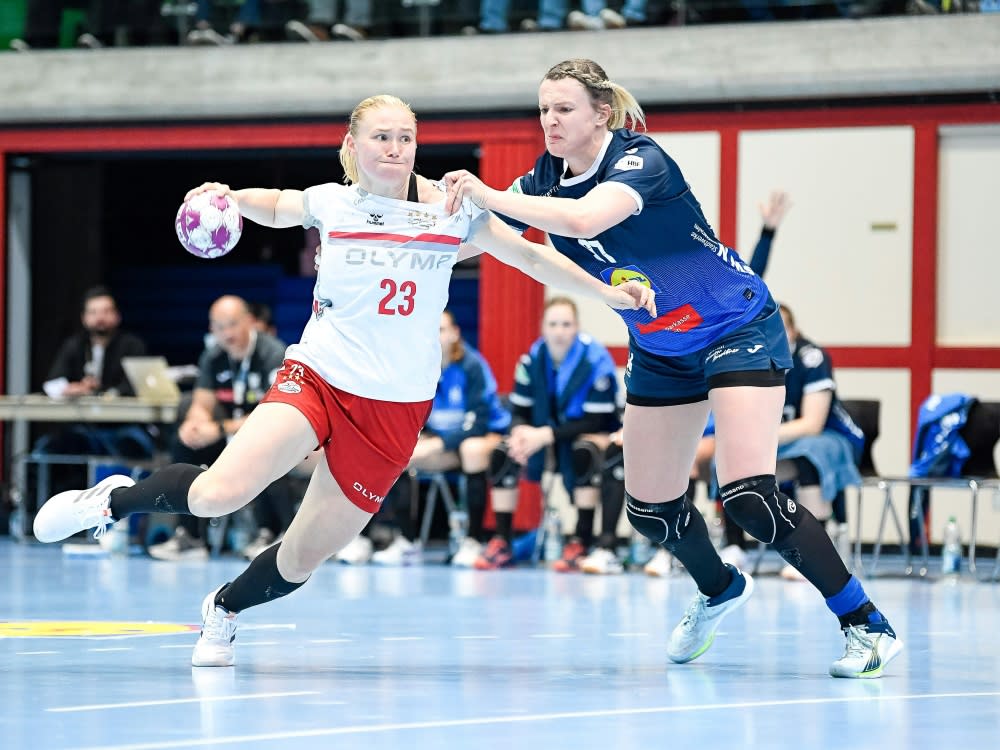 Isabelle Andersson (l.) fällt für den Rest der Saison aus (IMAGO/Eibner-Pressefoto/Bernd Leitner)