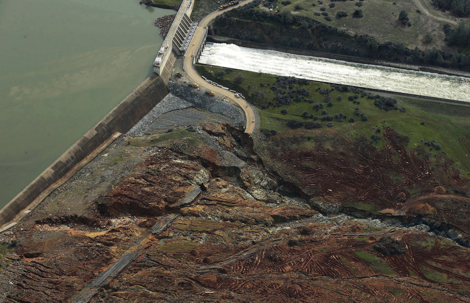 Dam overspill in California