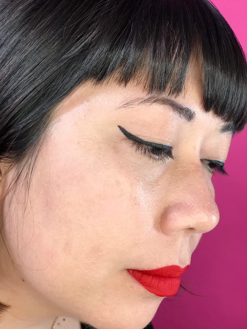 HelloGiggles' senior beauty and fashion editor and resident eyeliner snob, Marie Lodi, tests the Kat Von D Ultra Ink Liner.