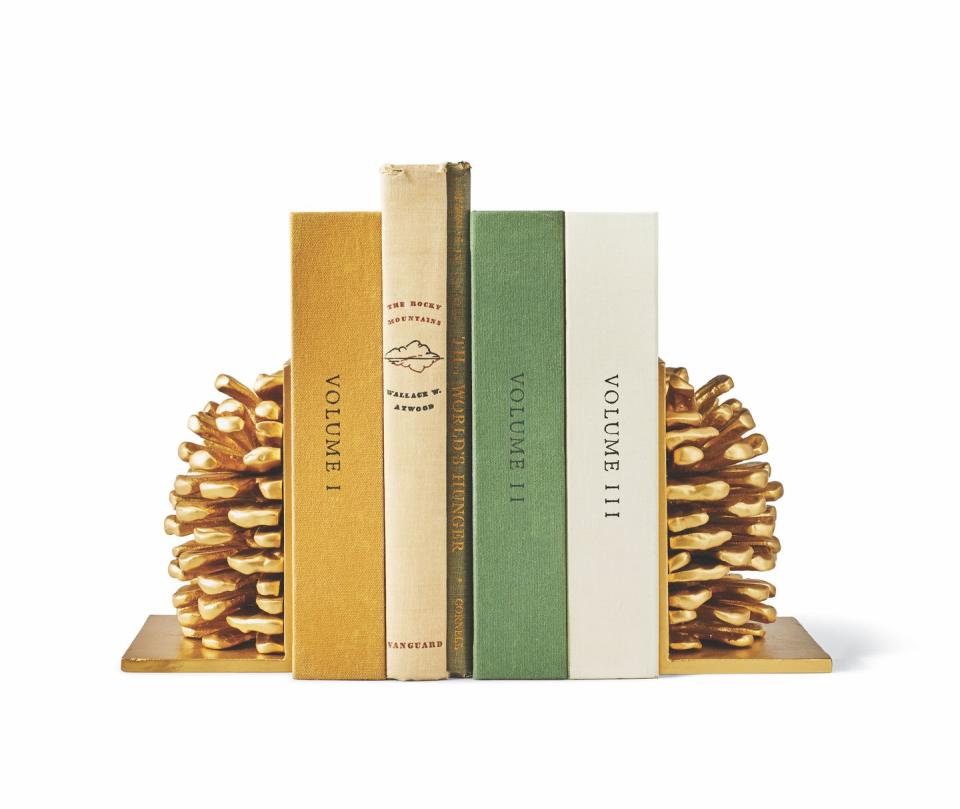 1) Pinecone Bookends