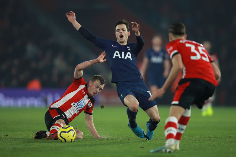 Premier League - Southampton v Tottenham Hotspur