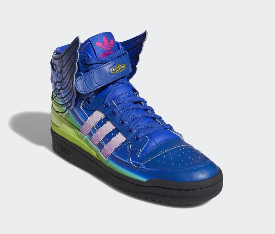 A front view of the Jeremy Scott x Adidas Motorsport Wings 4.0 collab.