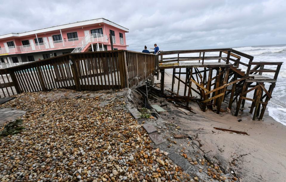 The Melbourne Beach Resorts was severely undermined by the tidal surge created by Hurricane Nicole Thursday, November 10, 2022. Craig Bailey/FLORIDA TODAY via USA TODAY NETWORK