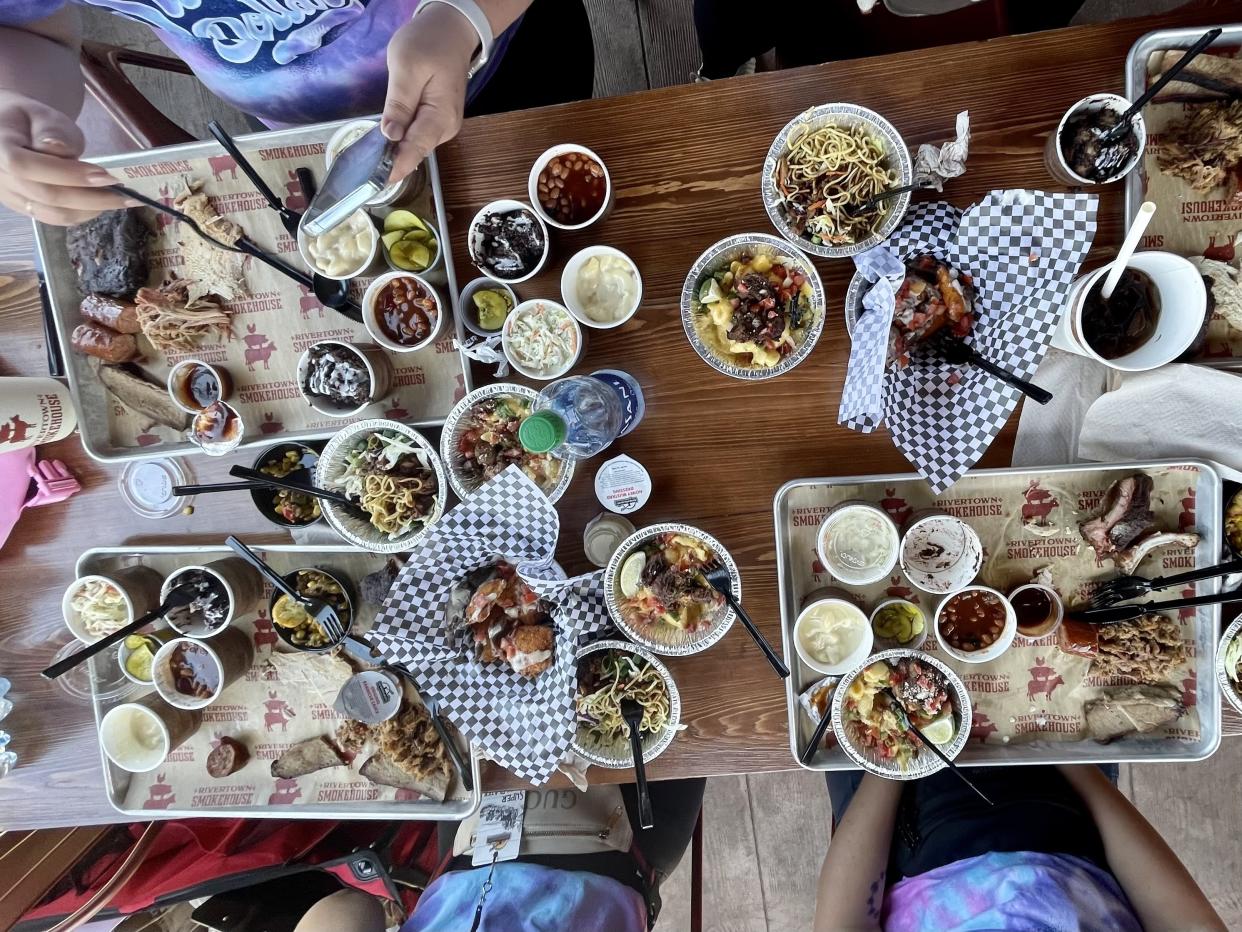 An arial view of our barbecue lunch at Rivertown Smokehouse. (Photo: Terri Peters)