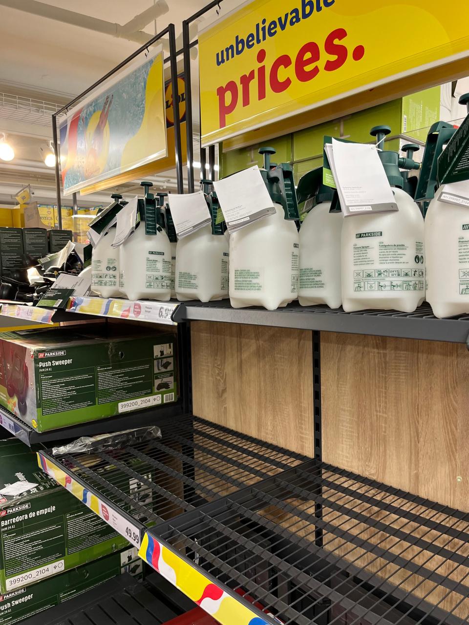 There were also pressure washers for sale at Lidl Harlem.