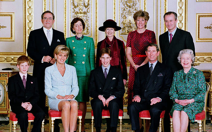 Posado Familia Real Griega y Familia Real Británica 