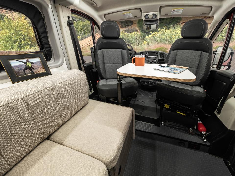 The dinette and seats inside the Winnebago Solis Pocket 36B