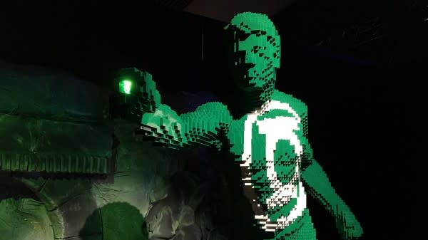 brick-green-lantern