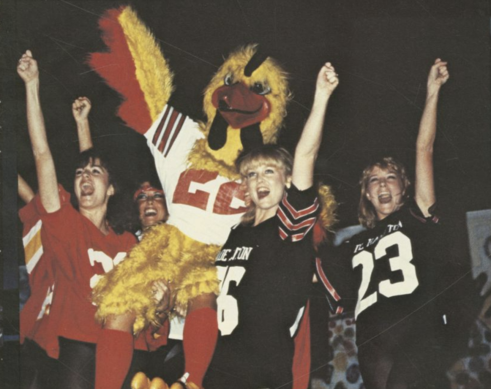 Kappa Delta sorority women pose with the USC mascot, Cocky, during homecoming week in 1984.