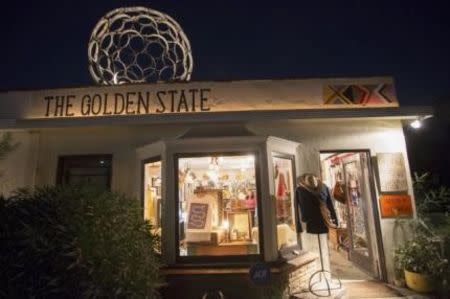 The Golden State Store, a small boutique on trendy Rose Avenue, is pictured in Venice, California November 7, 2014. REUTERS/Jonathan Alcorn
