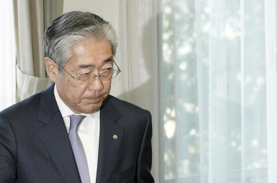 El presidente del Comité Olímpico de Japón y miembro del COI Tsunekazu Takeda a su llegada a una reunión de la junta directiva del organismo nipón en Tokio, el 19 de marzo de 2019. (AP Foto/Eugene Hoshiko)