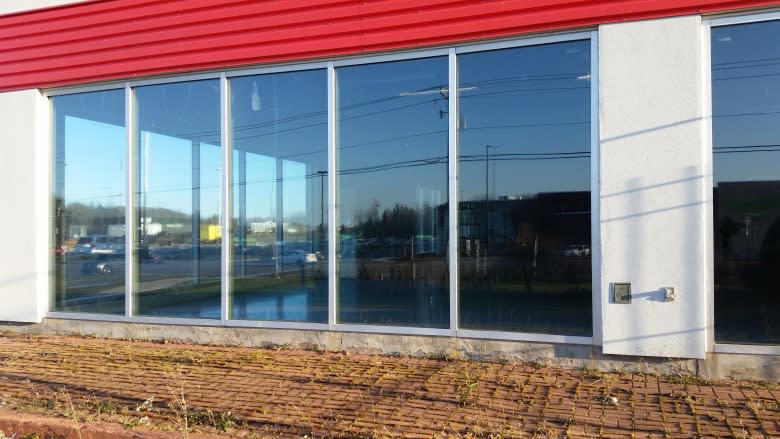 Residents sad to see former Home Hardware in Stratford sit empty