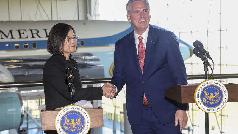 House Speaker Kevin McCarthy, R-Calif., right, shakes hands with Taiwanese President Tsai Ing-wen after delivering statements to the press after a Bipartisan Leadership Meeting at the Ronald Reagan Presidential Library in Simi Valley, Calif., Wednesday, April 5, 2023.