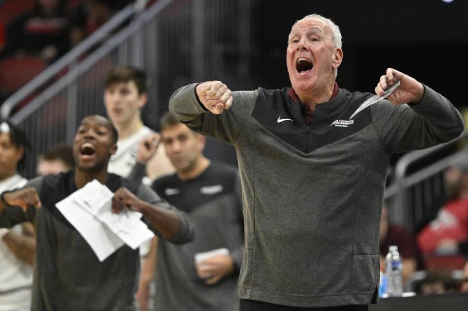 This is the final season that Bellarmine and head coach Scott Davenport will be ineligible to play in the NCAA Tournament due to the four-year transition period the NCAA mandates for programs that move up from Division II to Division I.