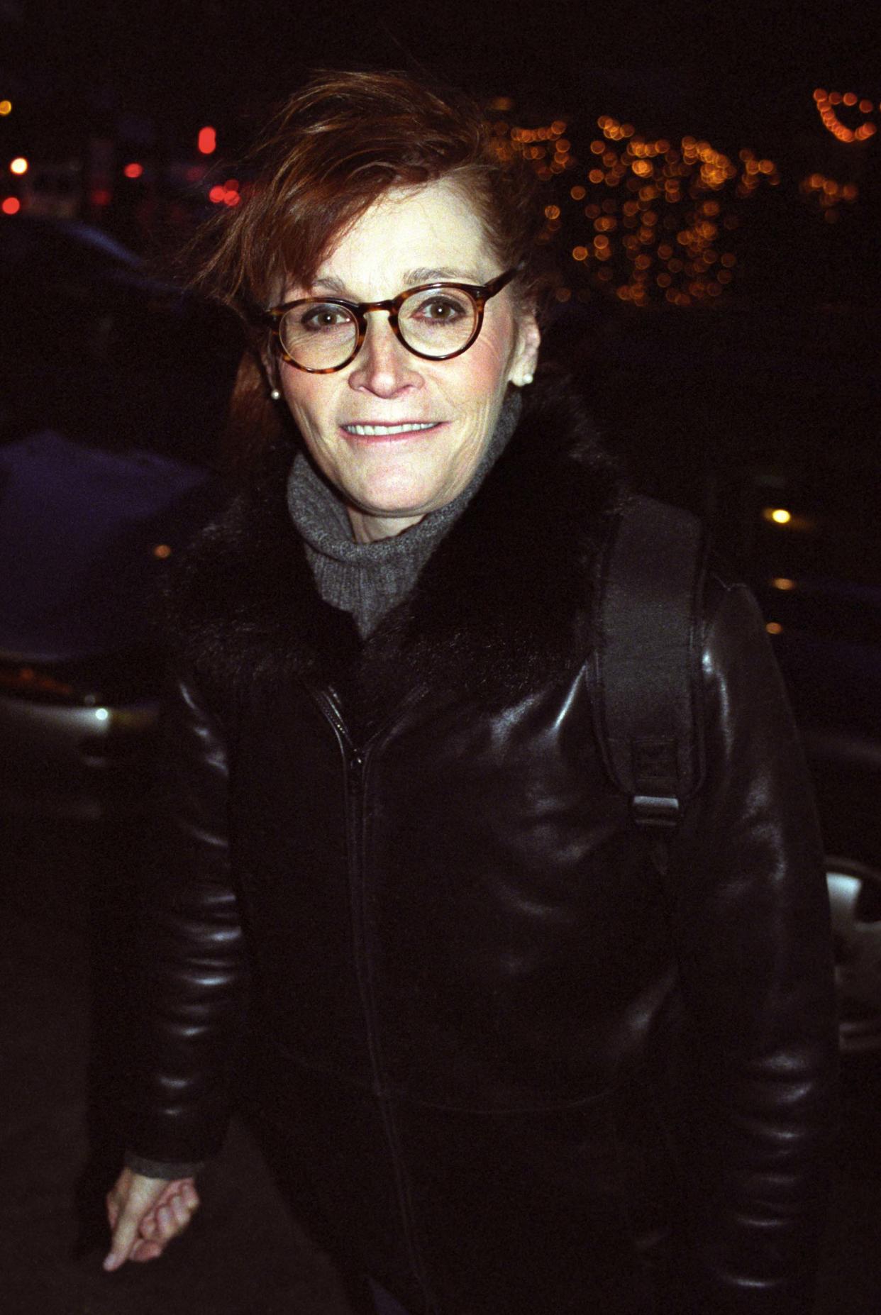 Margot Kidder leaves the Westside Theater in New York after a performance of <em>The Vagina Monologues</em>, December 2002. (Photo: Derek Storm/FilmMagic)