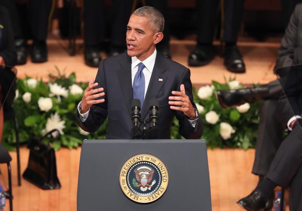 President Obama speaks at memorial for slain Dallas police