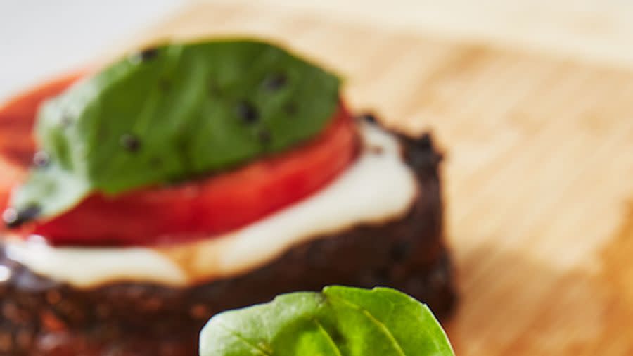 caprese steak