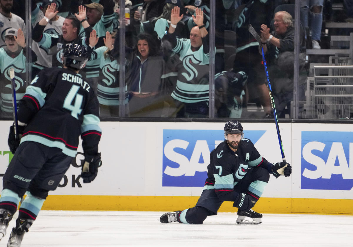 Kraken's Game 7 win keeps playoff hockey on Seattle's center stage