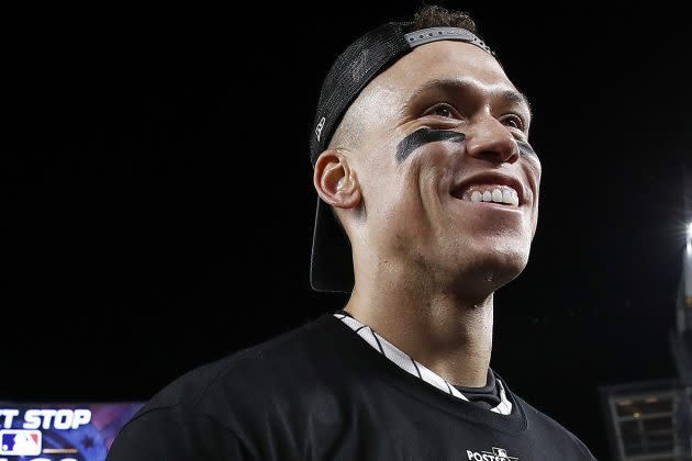 Aaron Judge signs 9-year, $360 million deal to stay with Yankees
