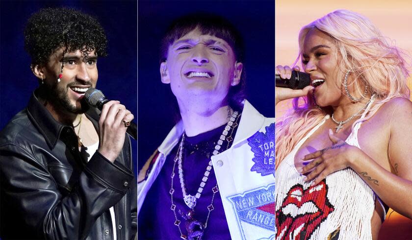 Bad Bunny, izquierda, Peso Pluma y Karol G figuran en el 2023 como los artistas latinos más sonados a nivel global en la lista de Wrapped 2023 de Spotify.