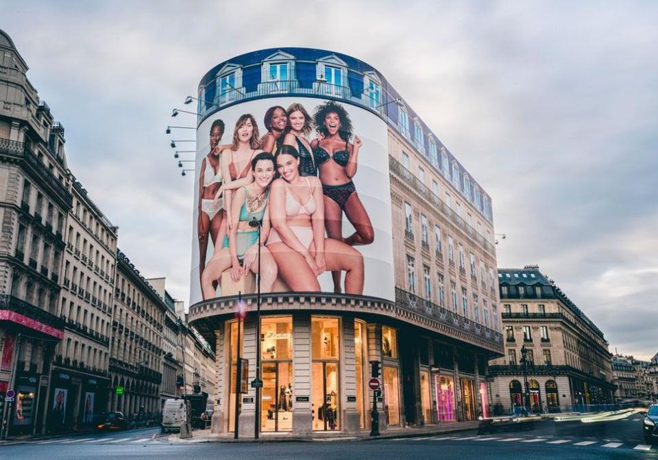 #ElleFashionSpot : Etam inaugure sa nouvelle boutique de 500m2 à Paris