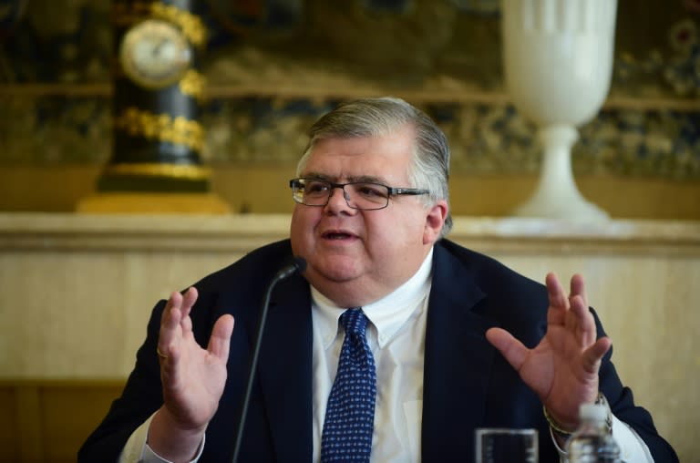 Mexico's central bank chief Agustin Carstens offers a press conference to announce his resignation, in Mexico City on December 1, 2016