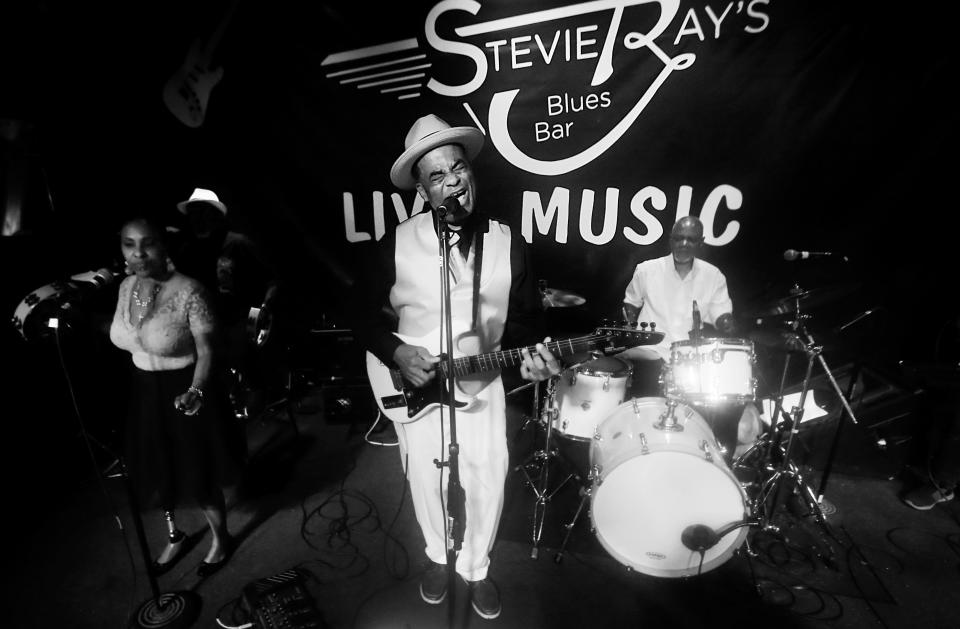 "Big Poppa" Stampley plays at Stevie Ray's Blues Bar for the release party of his new CD Jukebox Blues. This is the fifth release for the Chicago-born, Louisville-based blues singer.
