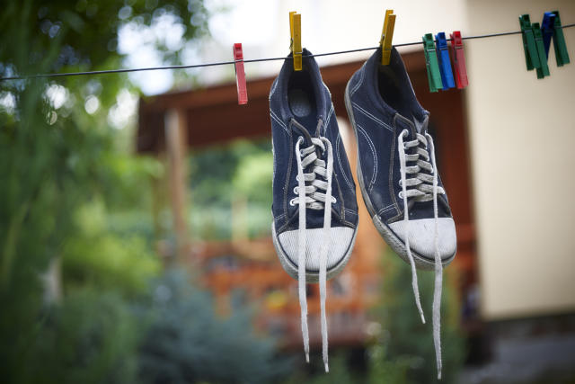 Cómo lavar zapatos y zapatillas en la lavadora