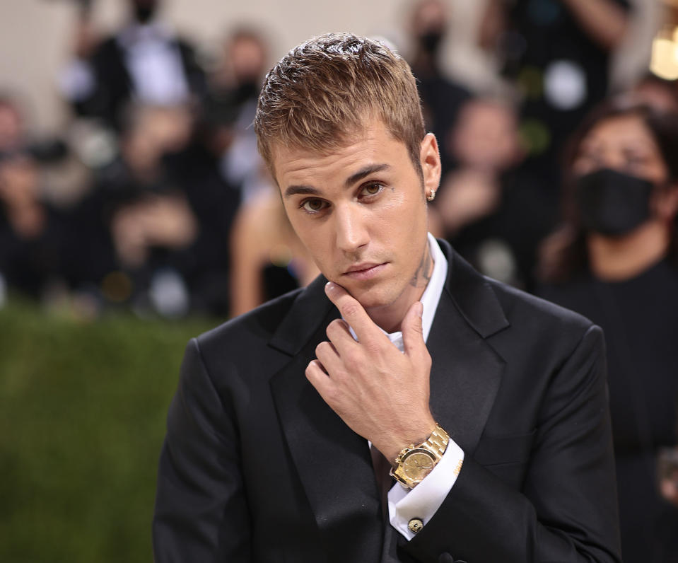A closeup of Justin on the MET Gala red carpet