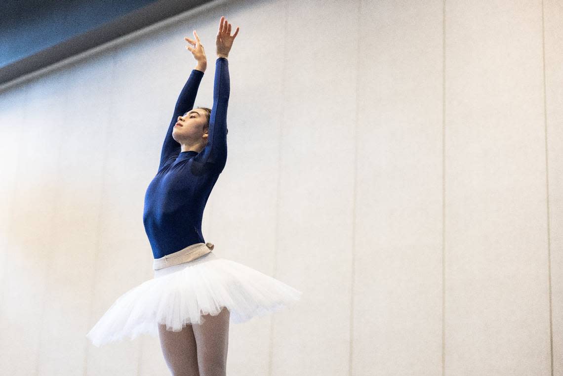 Evelyn Robinson practices for “Swan Lake” at Charlotte Ballet Center for Dance. She has the grueling principal dual role of Odette/Odile Khadejeh Nikouyeh/Knikouyeh@charlotteobserver.com