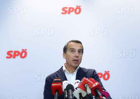 Head of the Social Democratic Party SPOe Christian Kern delivers a media statement in Vienna, Austria, September 18, 2018. REUTERS/Lisi Niesner