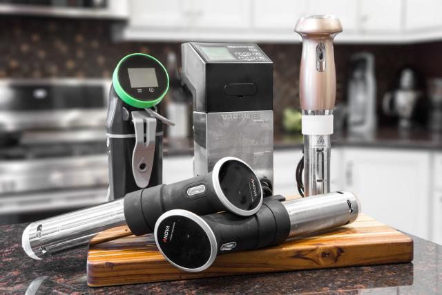 Mellow sous vide machine keeps food cold until it's time to cook - CNET