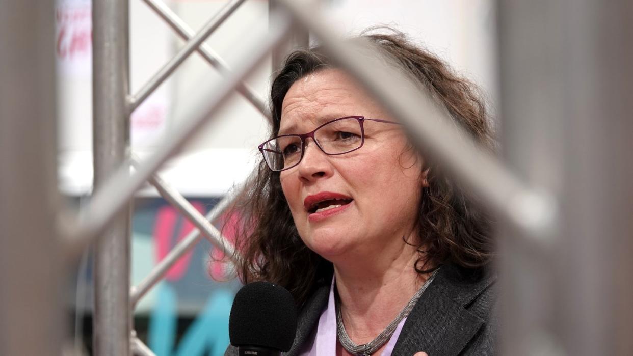 Die SPD-Vorsitzende Andrea Nahles will sich als Fraktionschefin zur Wahl stellen. Foto: Johannes Neudecker