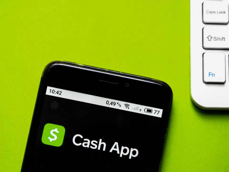 En esta ilustración aparece el logotipo de Cash App en un smartphone. (Ilustración gráfica de Igor Golovniov/SOPA Images/LightRocket vía Getty Images)