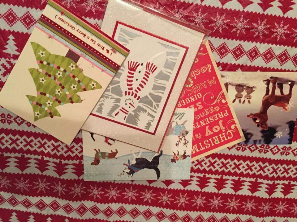 A Paradise man is trying to get people from all over to send his 88-year-old mother Christmas cards this year.