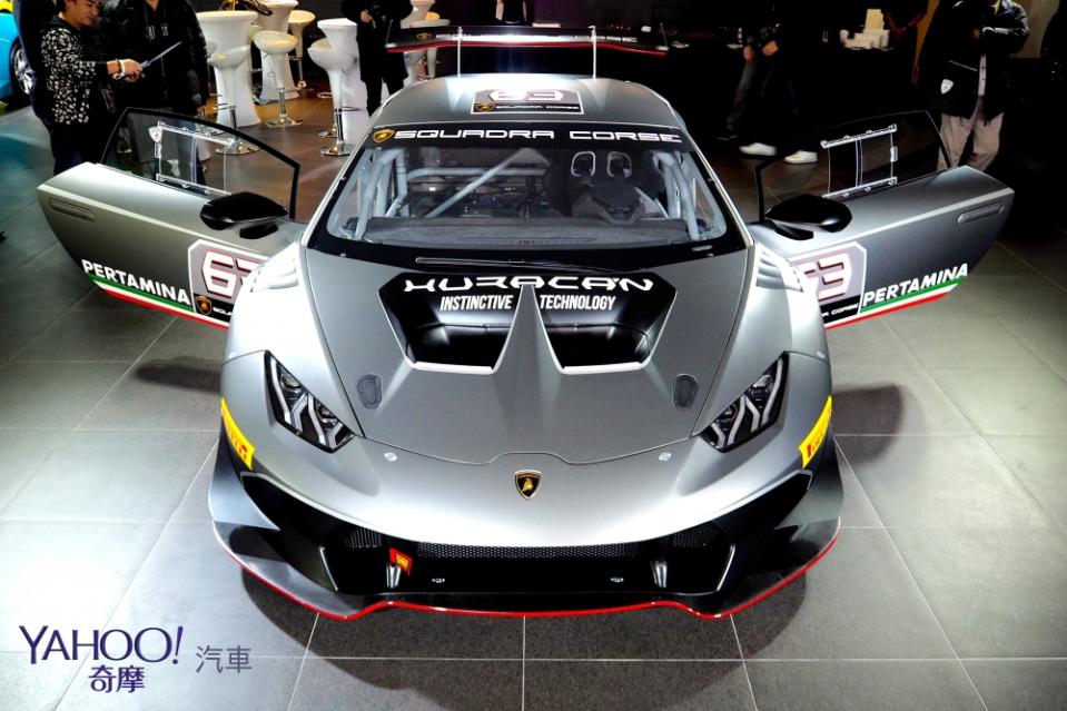 上空蠻牛在這裡！Lamborghini Huracán RWD Spyder嗆辣抵台！