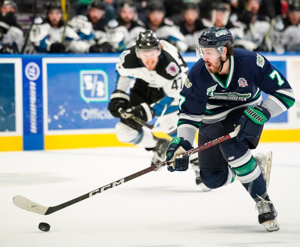 Florida Everblades forward Sean Josling (7) handles the puck during the first period of game four of the ECHL Kelly Cup against the Idaho Steelheads at Hertz Arena in Estero on Friday, June 9, 2023. Josling scored two goals for the Everblades.