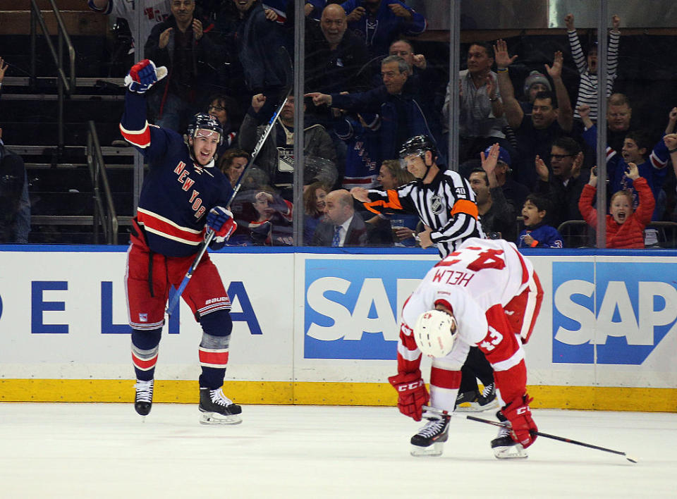 Detroit Red Wings v New York Rangers