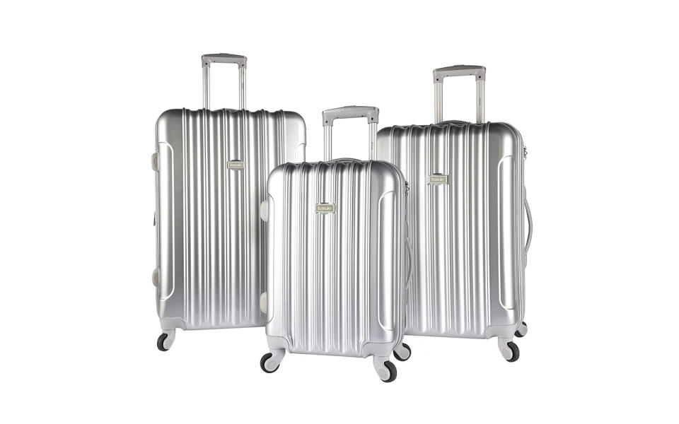 Kensie Three-piece Light Metallic Design Luggage Set