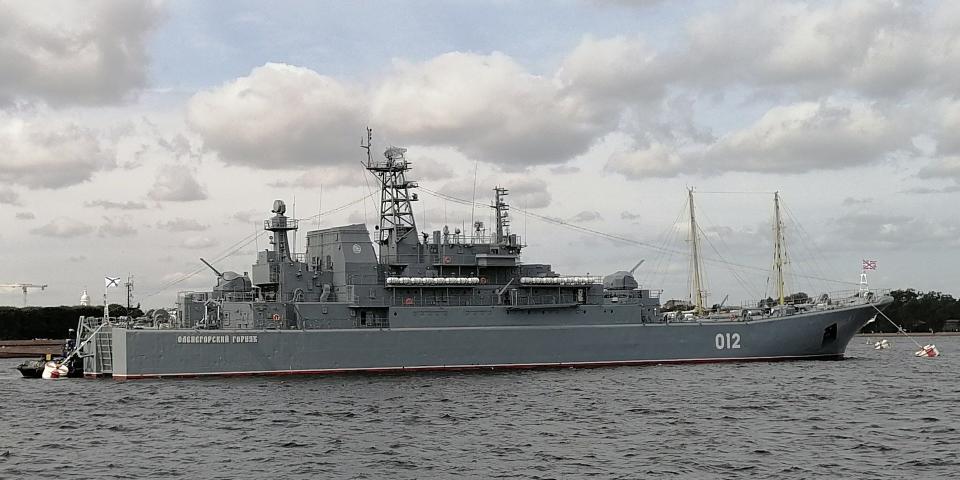 Russian Ropucha-class landing vessel Olenegorskiy Gornyak as seen on July 20, 2021. (Wikipedia)