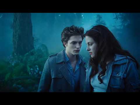 8) Twilight (2008)