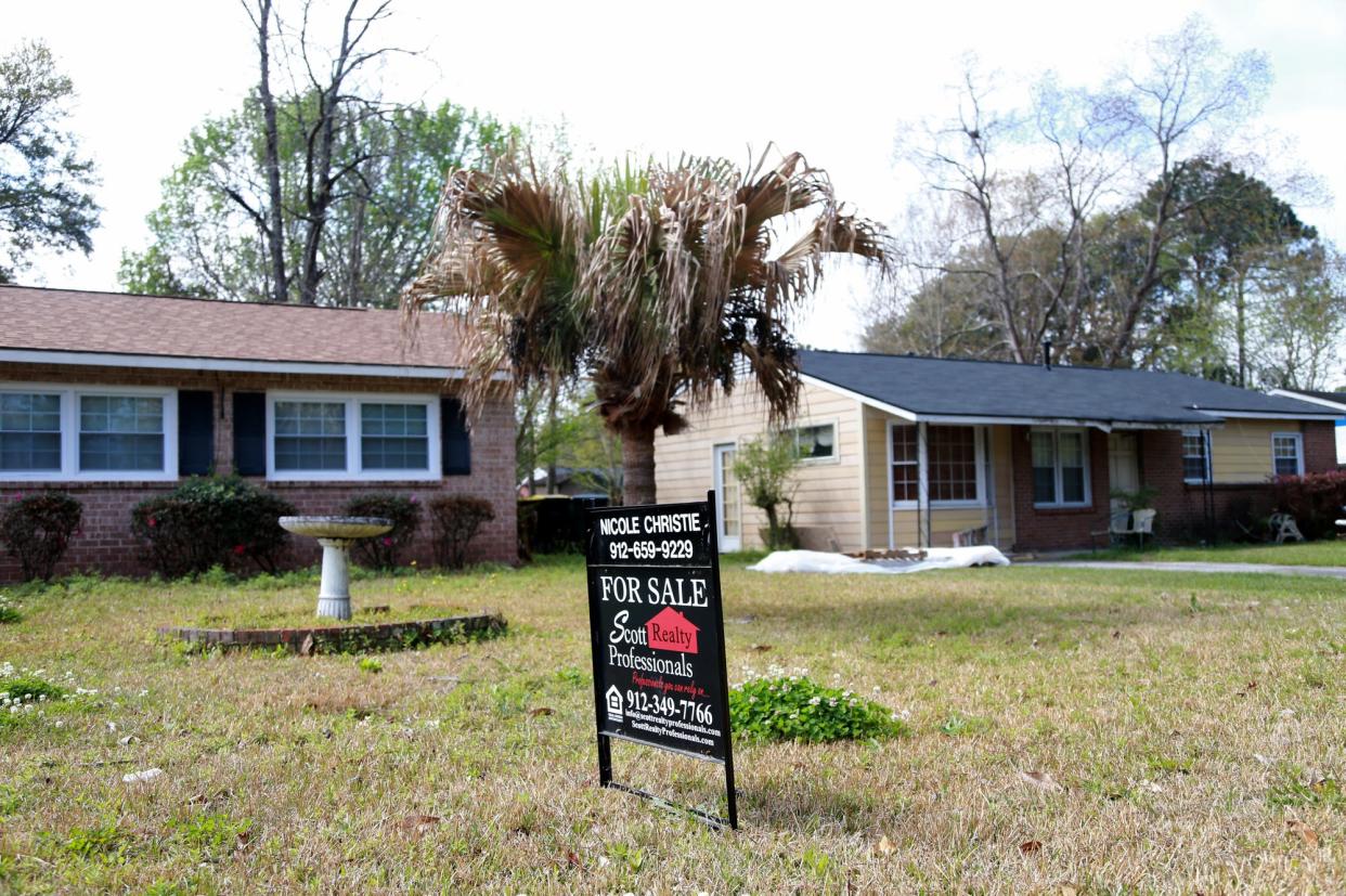 A home "For Sale" on Audubon Street in the Cloverdale neighborhood.