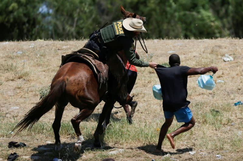 FILE PHOTO: Migrants seeking asylum in the U.S. in Ciudad Acuna, Mexico