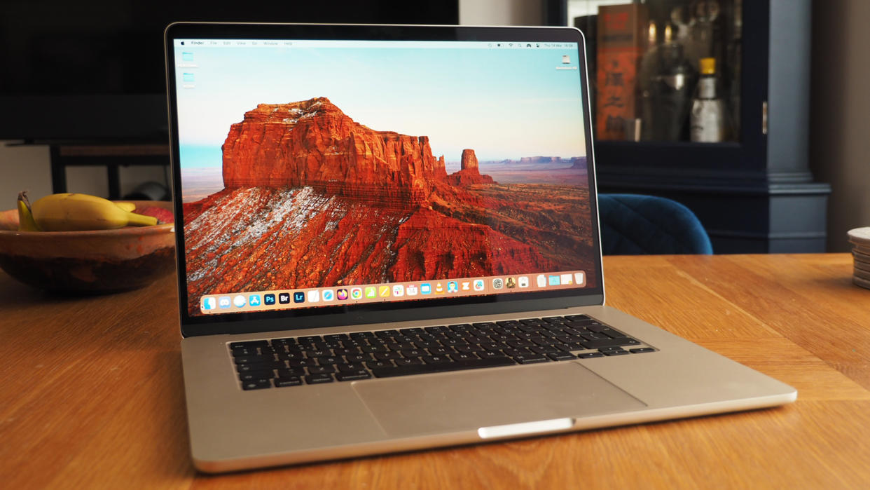  MacBook Air 15-inch M3 2024 review. 