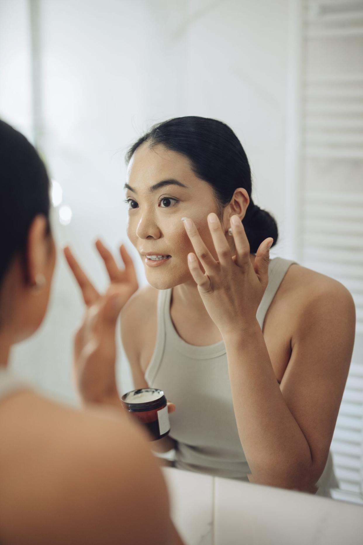 Retinol vs. Retinoid vs. Retinal: What's the Difference?