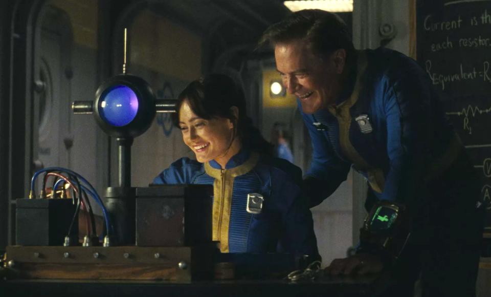 Ella Purnell as Lucy and Kyle MacLachlan as Hank in "Fallout."