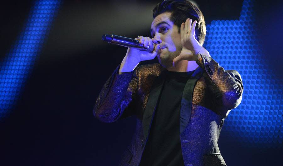 Panic! At the Disco: Preview, Tracklist Guide and Album Info for 'Death of a Bachelor'