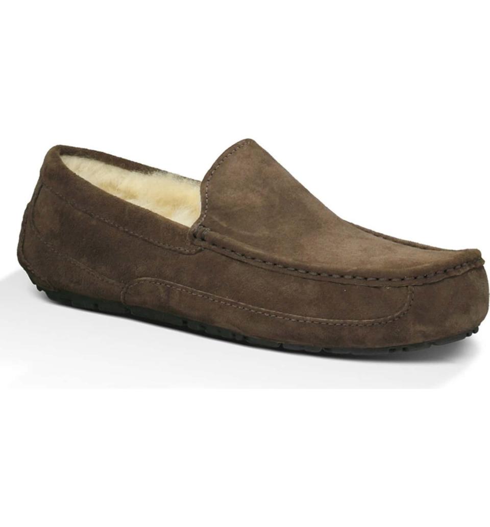 UGG Ascot Slippers