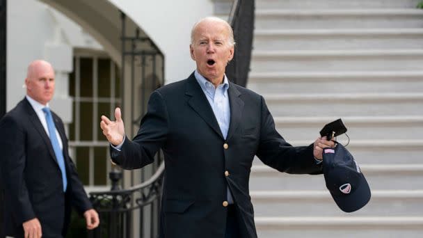 PHOTO: President Joe Biden responds to reporters questions after his most recent COVID-19 isolation as he walks to board Marine One on the South Lawn of the White House on his way to Rehoboth Beach, Del., in Washington, Aug. 7, 2022 (Manuel Balce Ceneta/AP)